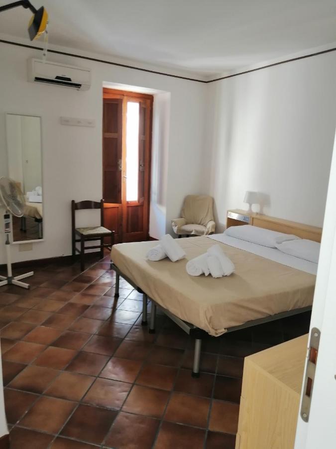 Una Stanza A Cefalù Eksteriør bilde